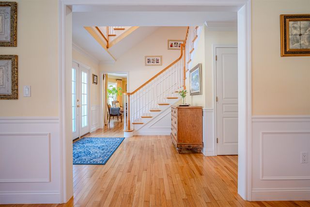 3 Chisholm Farm Drive, Stratham, NH 03885