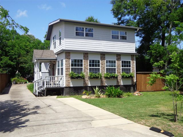 210 Fairfield Street, Shoreacres, TX 77571
