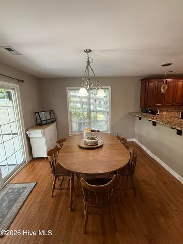 303 Oakmont Drive, Hampstead, NC 28443