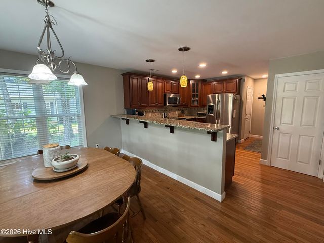303 Oakmont Drive, Hampstead, NC 28443