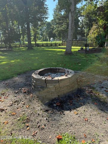 303 Oakmont Drive, Hampstead, NC 28443