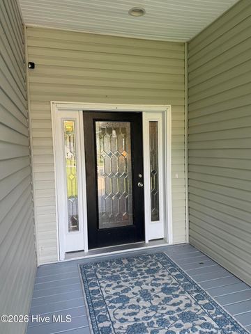303 Oakmont Drive, Hampstead, NC 28443