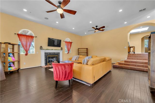 5731 Braeloch St, Acton, CA 93510