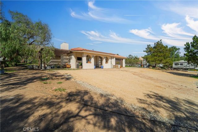 5731 Braeloch St, Acton, CA 93510