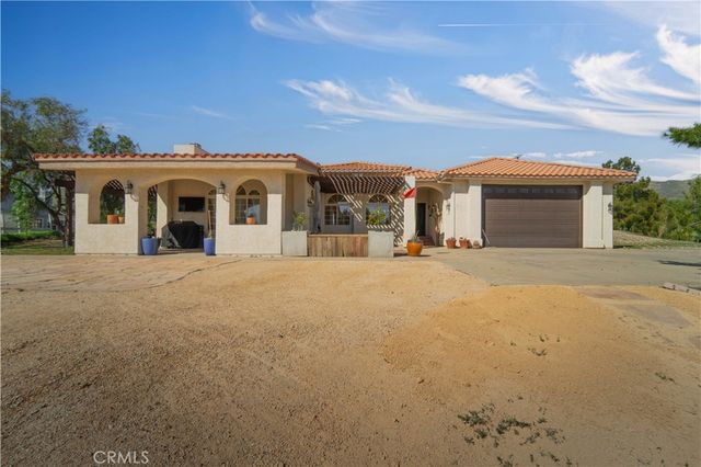 5731 Braeloch St, Acton, CA 93510