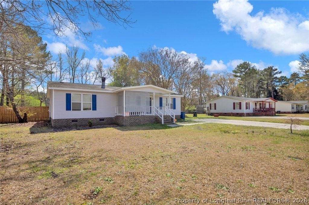 518 Inverary Drive, Raeford, NC 28376 — photo 3