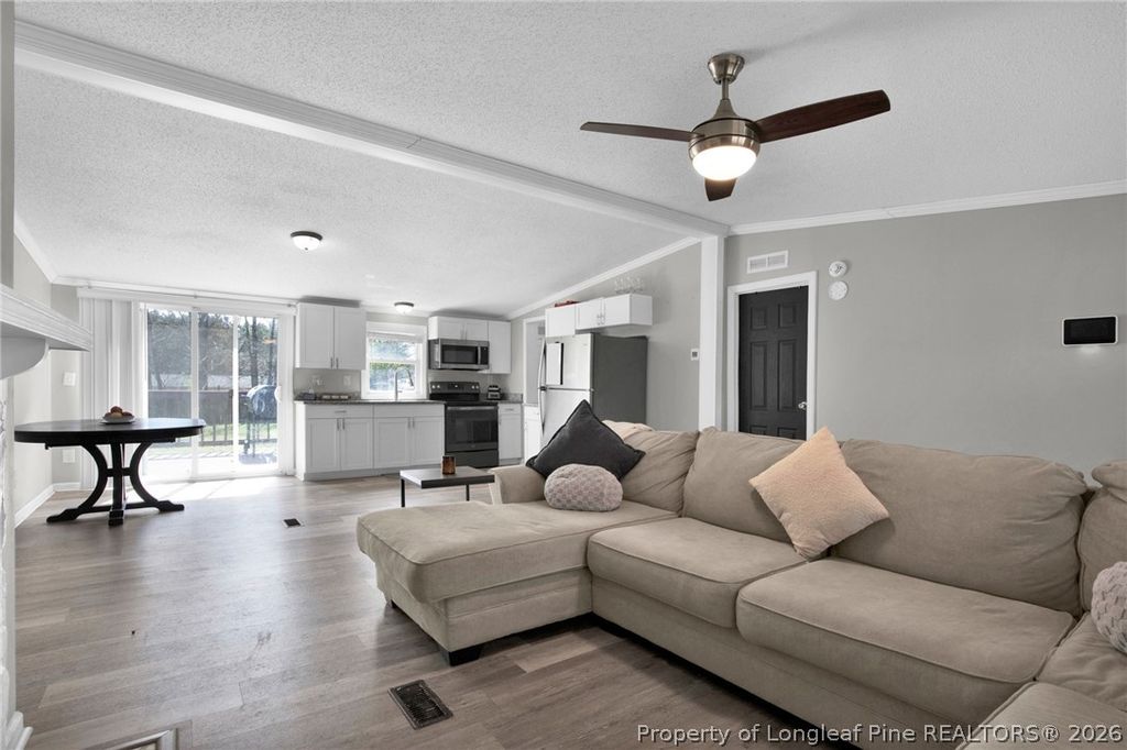 518 Inverary Drive, Raeford, NC 28376 — photo 9