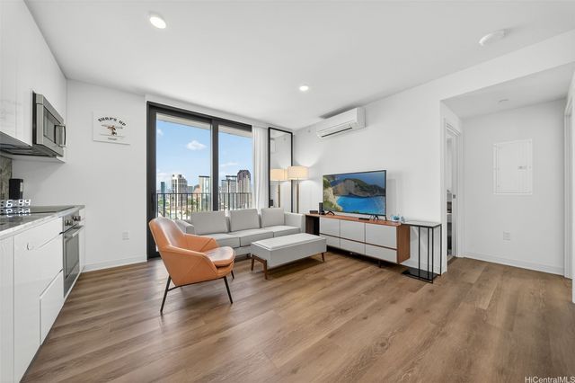 987 Queen Street 2303, Honolulu, HI 96814