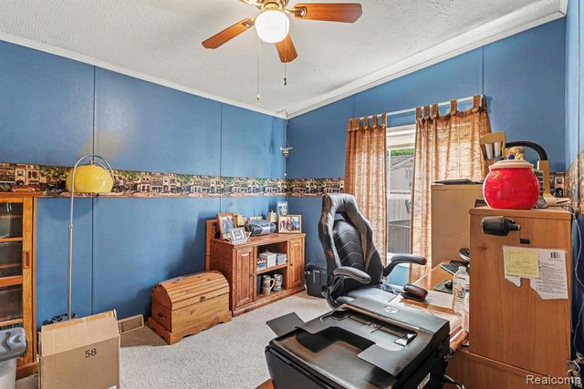326 Basket Br, Oxford, MI 48371