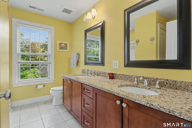 218 Stonehouse Road, Trumbull, CT 06611