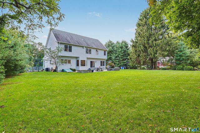 218 Stonehouse Road, Trumbull, CT 06611