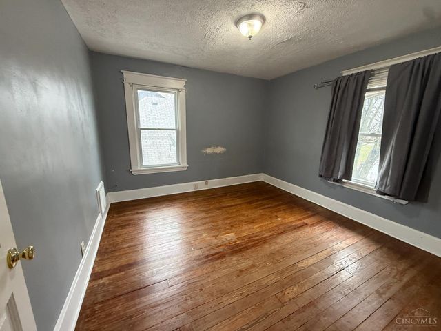 2312 S Sutphin Street, Middletown, OH 45044