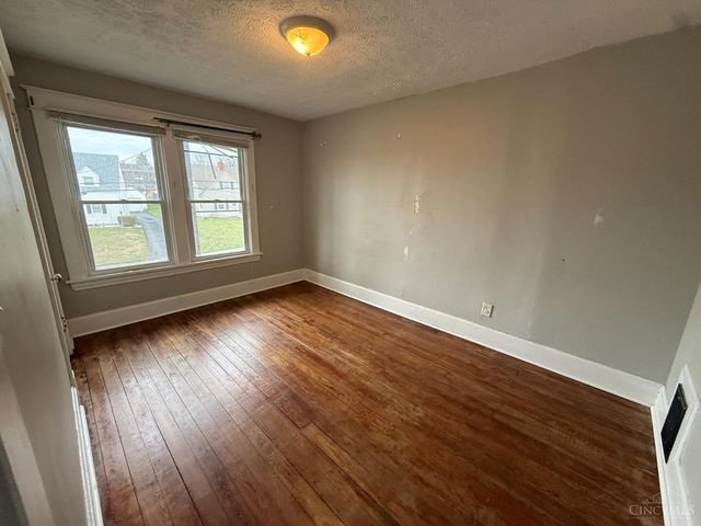 2312 S Sutphin Street, Middletown, OH 45044