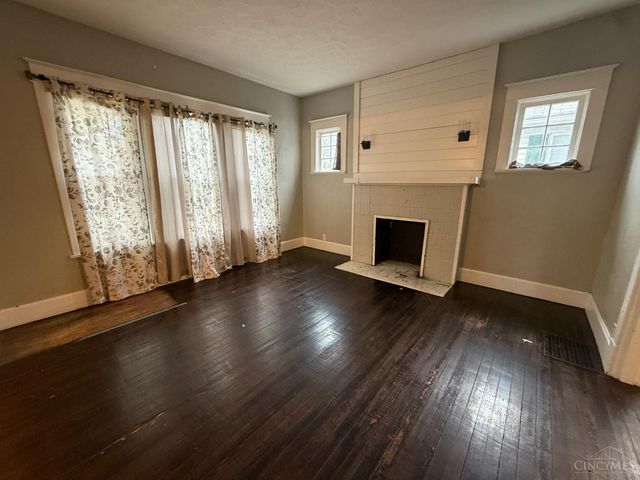 2312 S Sutphin Street, Middletown, OH 45044