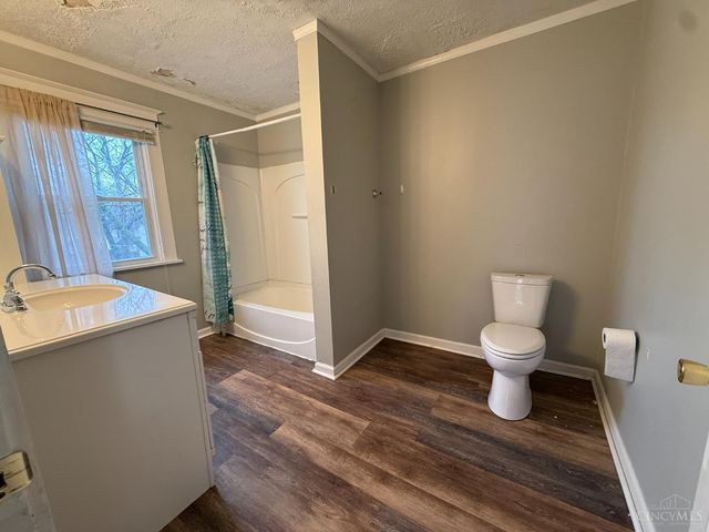 2312 S Sutphin Street, Middletown, OH 45044