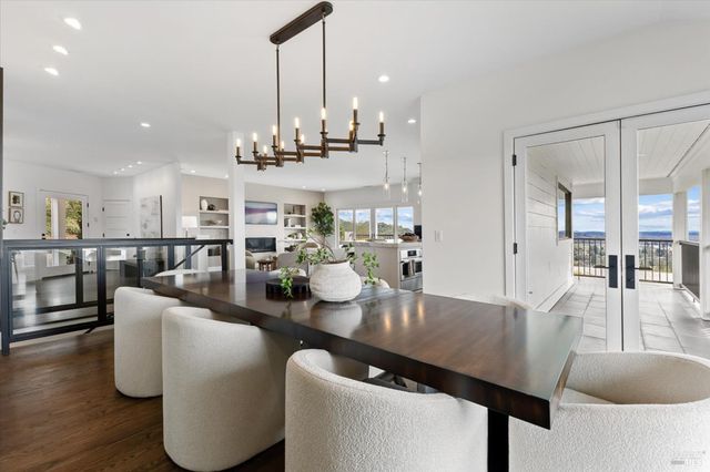 775 Benjamin Way, Healdsburg, CA 95448