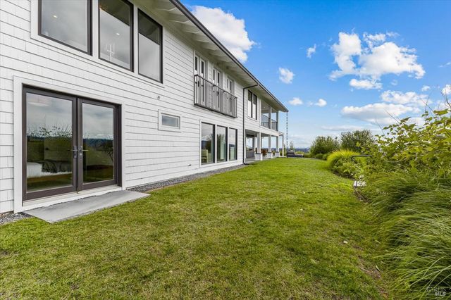 775 Benjamin Way, Healdsburg, CA 95448