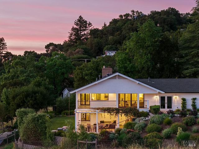 775 Benjamin Way, Healdsburg, CA 95448