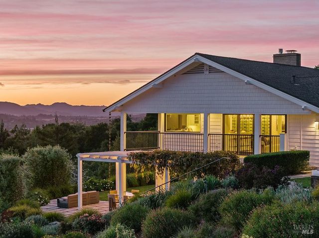 775 Benjamin Way, Healdsburg, CA 95448