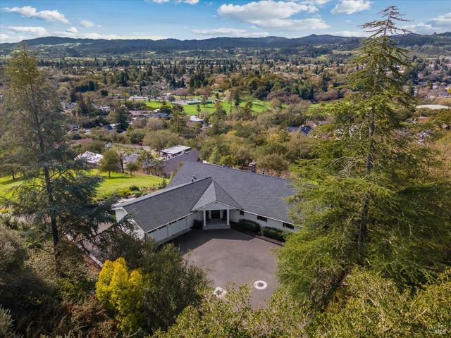 775 Benjamin Way, Healdsburg, CA 95448