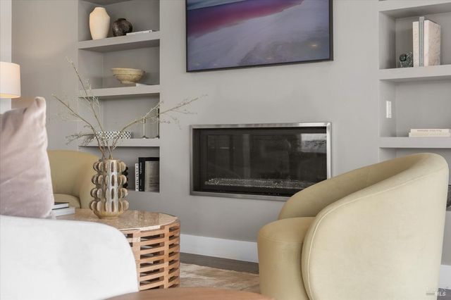 775 Benjamin Way, Healdsburg, CA 95448