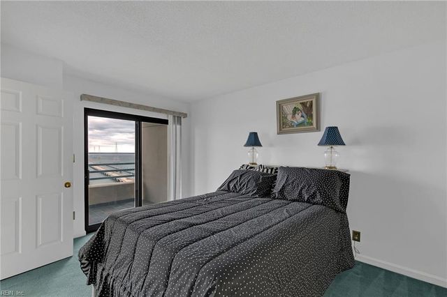 7505 River Rd Apt 12D, Newport News, VA 23607