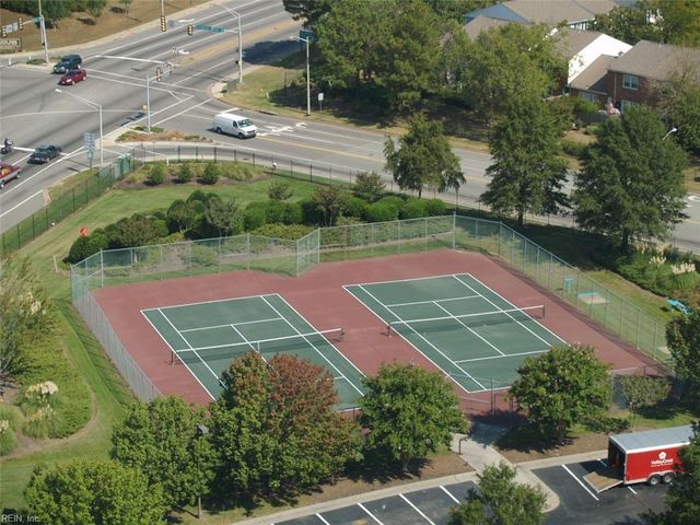 7505 River Rd Apt 12D, Newport News, VA 23607