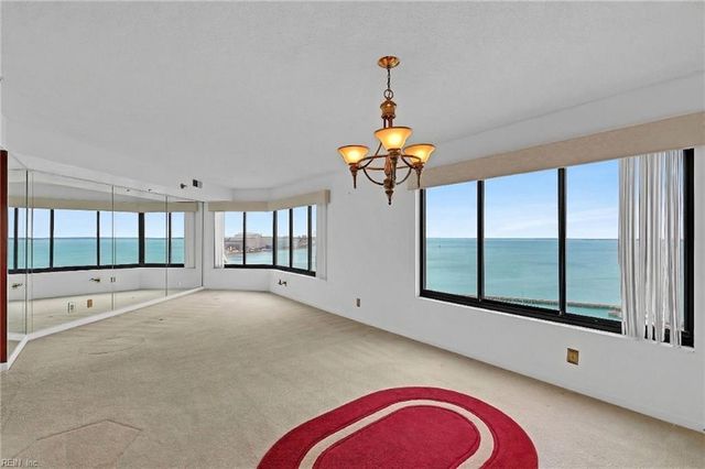 7505 River Rd Apt 12D, Newport News, VA 23607