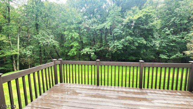 51 Peach Hill Ct, Ramsey Boro, NJ 07446