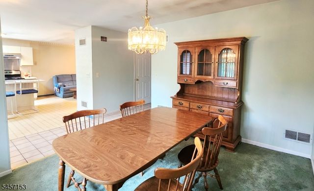 51 Peach Hill Ct, Ramsey Boro, NJ 07446