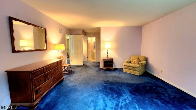 51 Peach Hill Ct, Ramsey Boro, NJ 07446