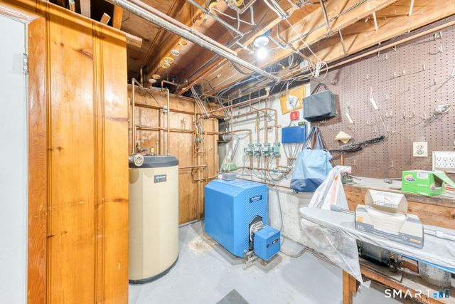 1 Gloria Heights, Portland, CT 06480