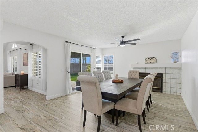 5717 Willowcrest Street, Bakersfield, CA 93313