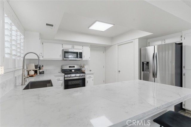 5717 Willowcrest Street, Bakersfield, CA 93313