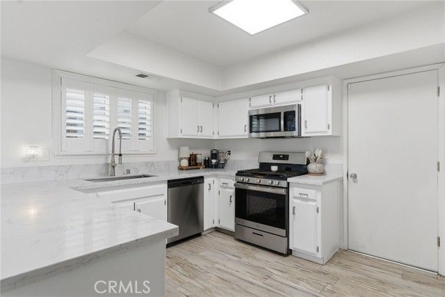 5717 Willowcrest Street, Bakersfield, CA 93313