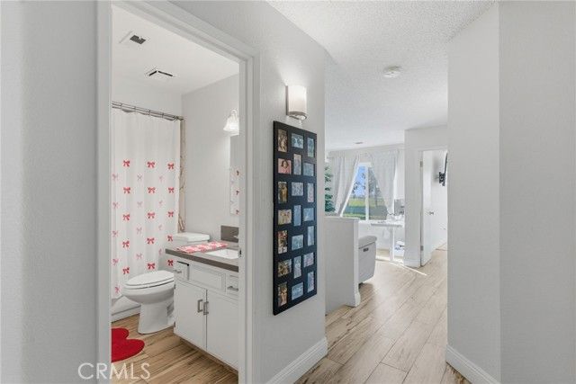 5717 Willowcrest Street, Bakersfield, CA 93313