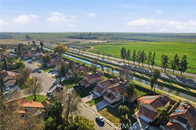 5717 Willowcrest Street, Bakersfield, CA 93313