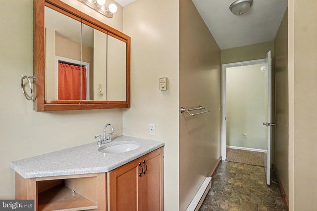 520 SCHOOLHOUSE RD, Bernville, PA 19506