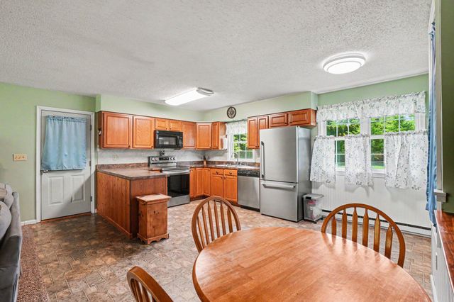 520 SCHOOLHOUSE RD, Bernville, PA 19506