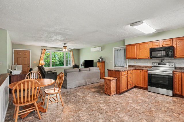 520 SCHOOLHOUSE RD, Bernville, PA 19506