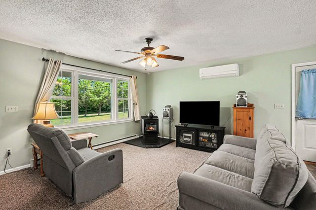 520 SCHOOLHOUSE RD, Bernville, PA 19506