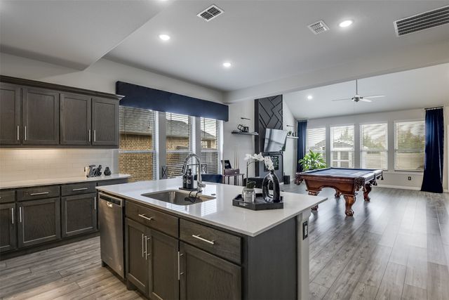 6918 Aster Drive, Venus, TX 76084