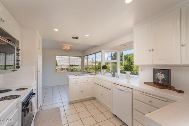 1808 Burleson Avenue, Thousand Oaks, CA 91360