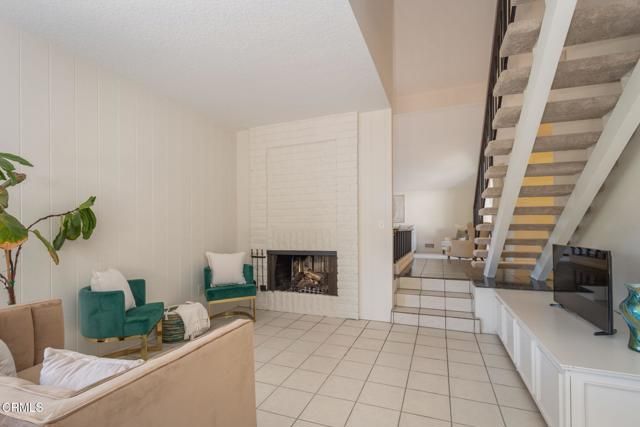 1808 Burleson Avenue, Thousand Oaks, CA 91360