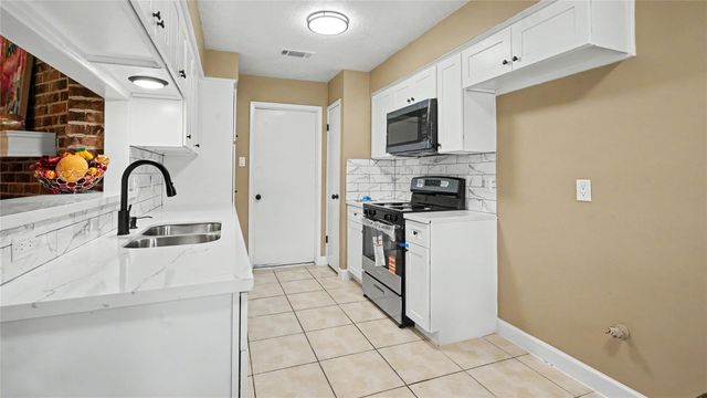 4211 Thunder Bay Drive, Pasadena, TX 77504