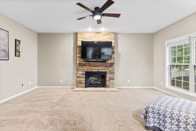 340 Meadowcrest Park, Lexington, KY 40515