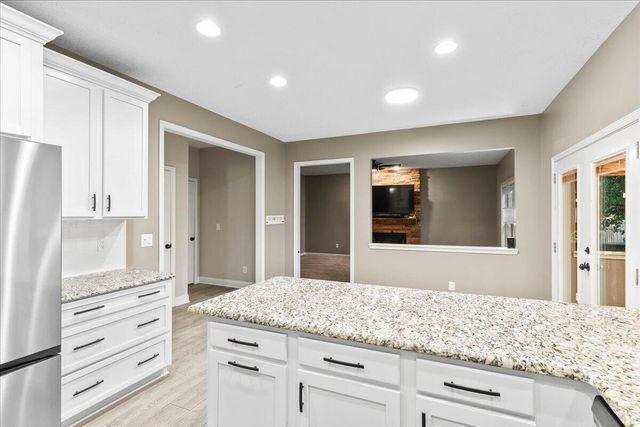340 Meadowcrest Park, Lexington, KY 40515