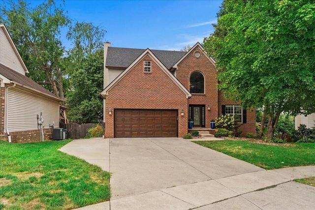 340 Meadowcrest Park, Lexington, KY 40515