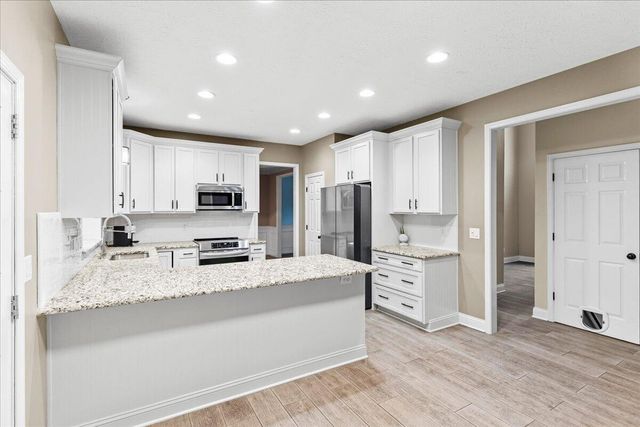 340 Meadowcrest Park, Lexington, KY 40515