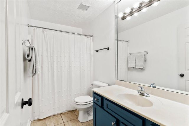 340 Meadowcrest Park, Lexington, KY 40515